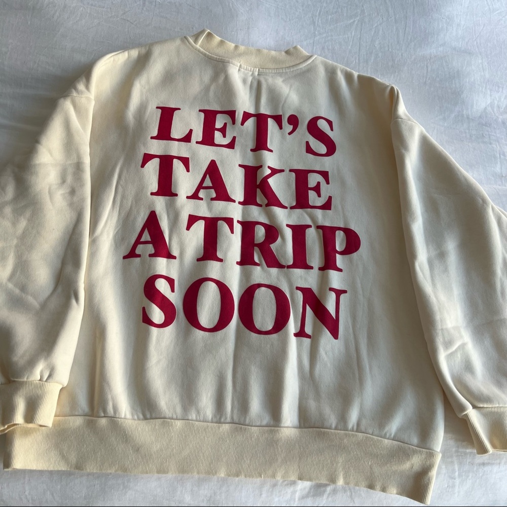 sweatshirt